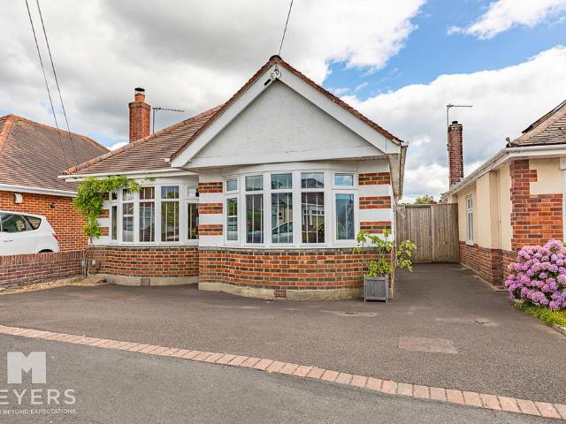 3 bedroom bungalow for sale