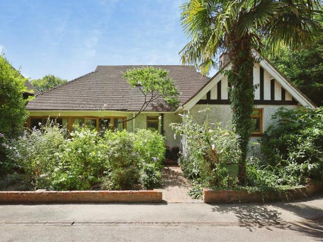 3 bedroom bungalow for sale