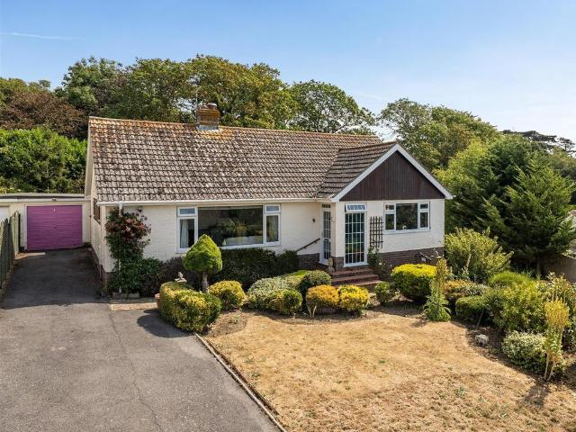 3 bedroom bungalow for sale