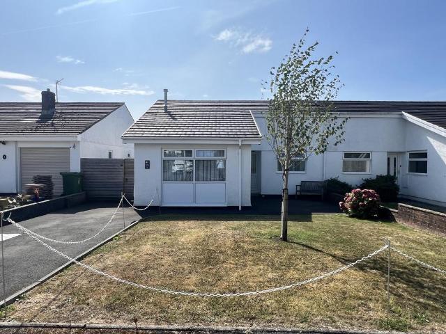 3 bedroom bungalow for sale