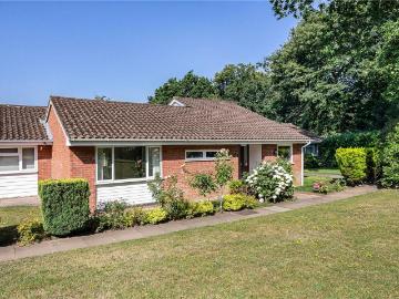 3 bedroom bungalow for sale