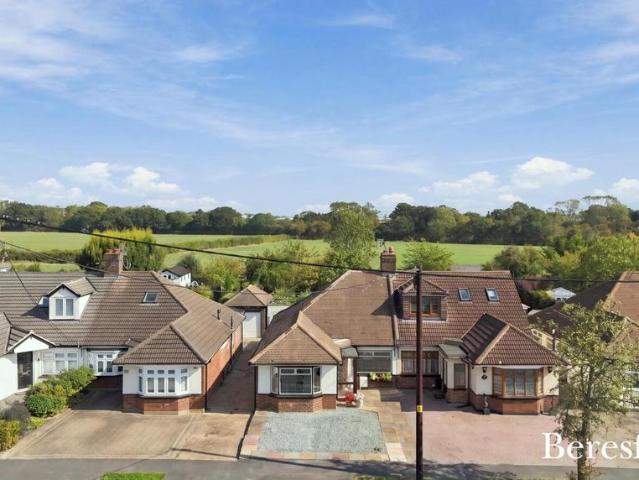 3 bedroom bungalow for sale