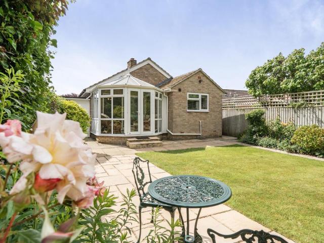 3 bedroom bungalow for sale