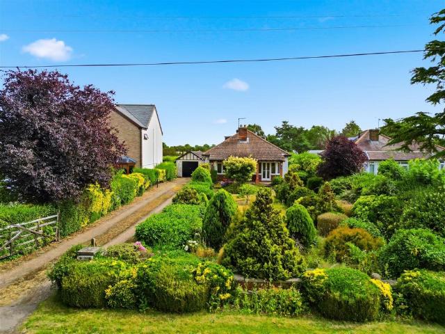 3 bedroom bungalow for sale