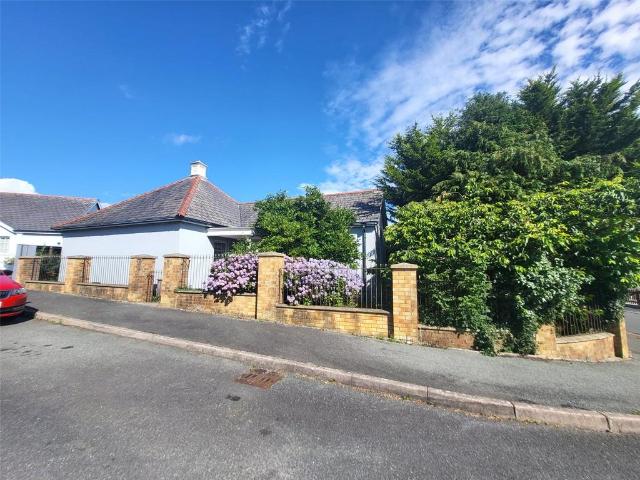 3 bedroom bungalow for sale