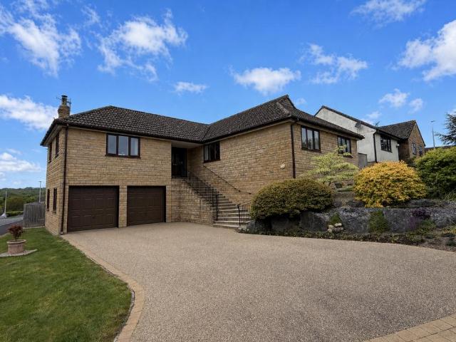 3 bedroom bungalow for sale