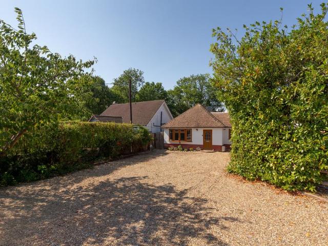 3 bedroom bungalow for sale