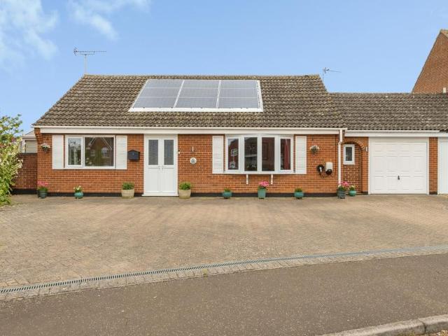 3 bedroom bungalow for sale