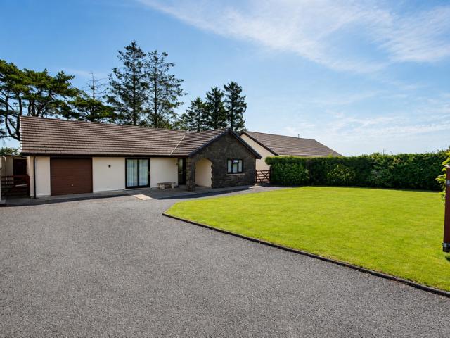 3 bedroom bungalow for sale