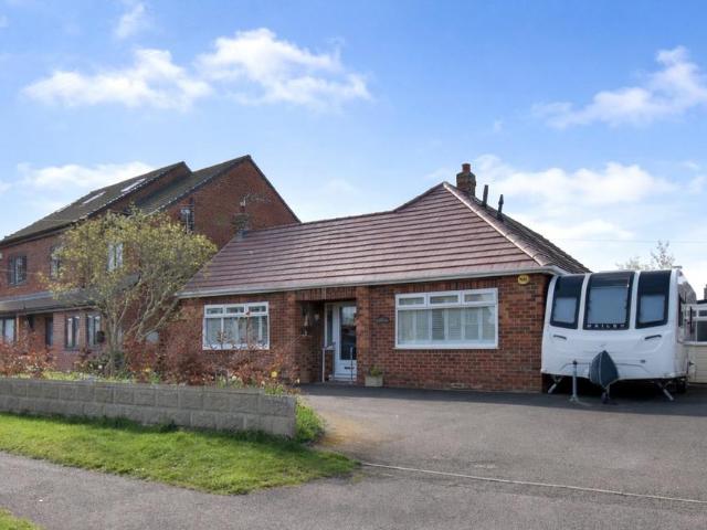 3 bedroom bungalow for sale