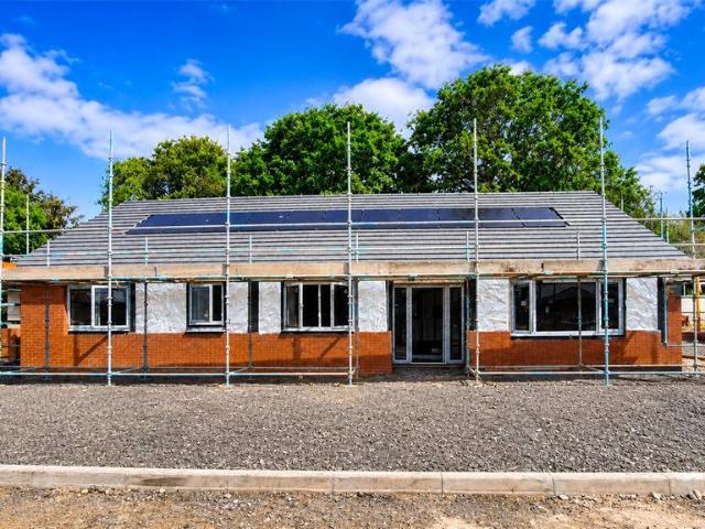 3 bedroom bungalow for sale