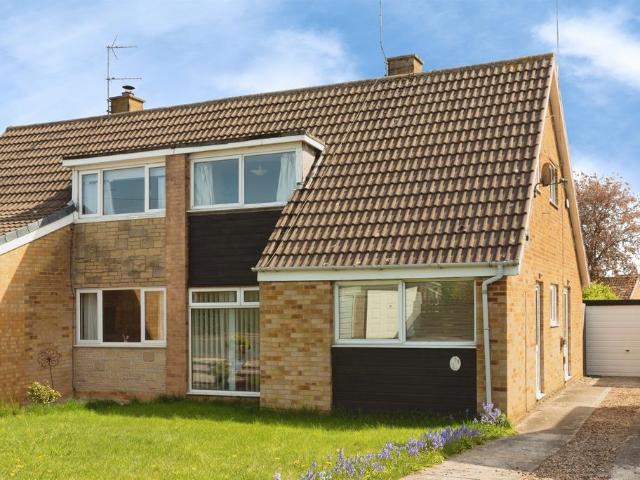 3 bedroom bungalow for sale