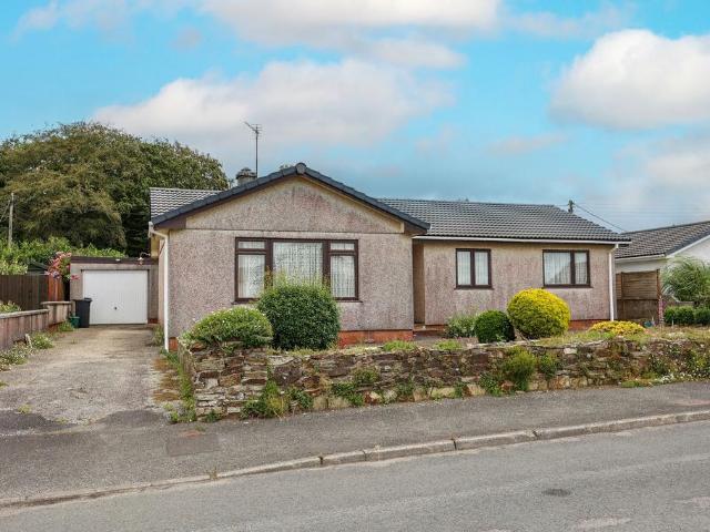 3 bedroom bungalow for sale