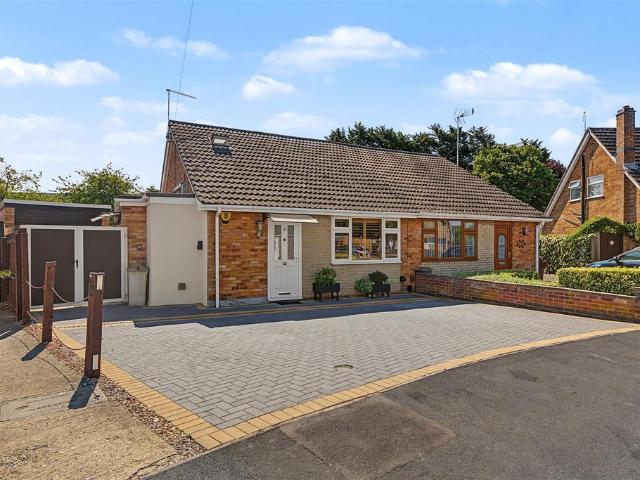 3 bedroom bungalow for sale