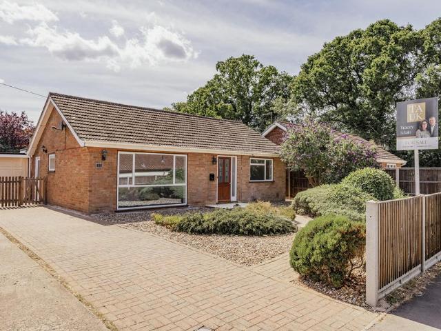 3 bedroom bungalow for sale