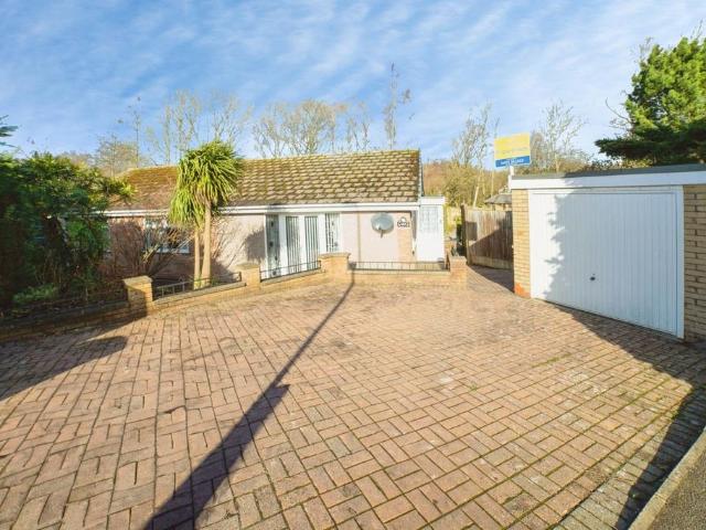 3 bedroom bungalow for sale