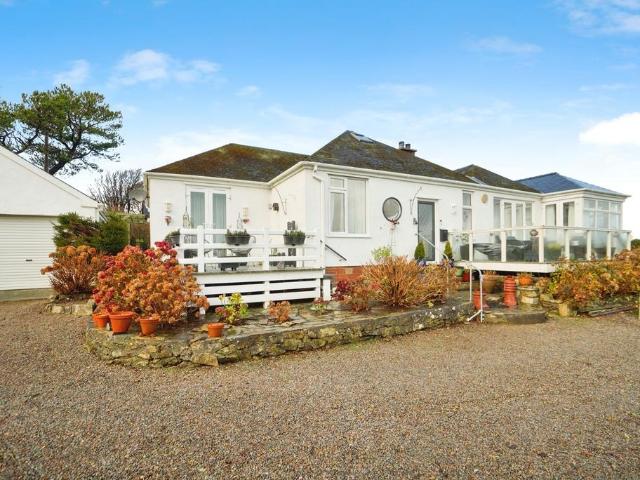3 bedroom bungalow for sale