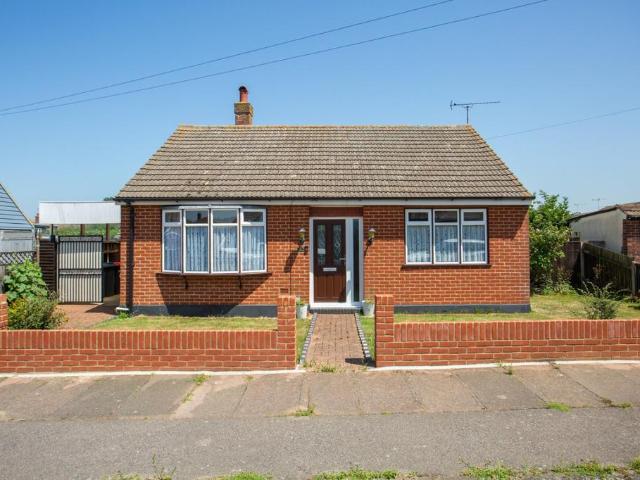 3 bedroom bungalow for sale