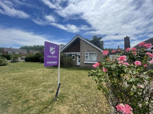 3 bedroom bungalow for sale