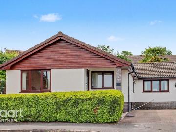 3 bedroom bungalow for sale