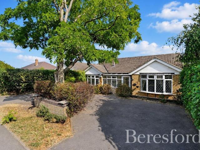 3 bedroom bungalow for sale