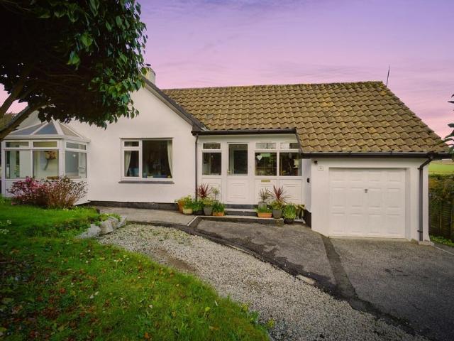 3 bedroom bungalow for sale