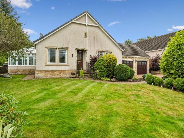 3 bedroom bungalow for sale