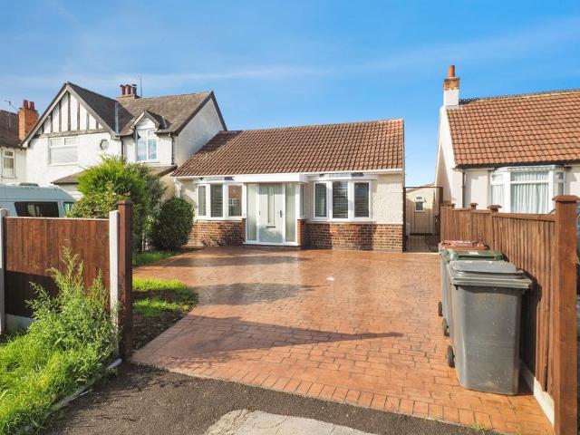 3 bedroom bungalow for sale