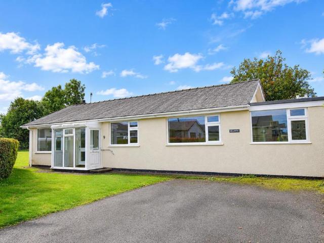 3 bedroom bungalow for sale