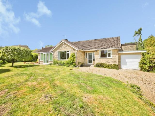 3 bedroom bungalow for sale