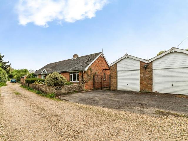 3 bedroom bungalow for sale
