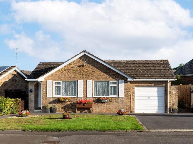 3 bedroom bungalow for sale