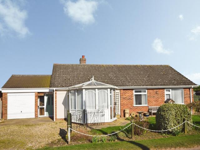 3 bedroom bungalow for sale