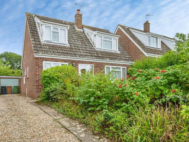 3 bedroom bungalow for sale