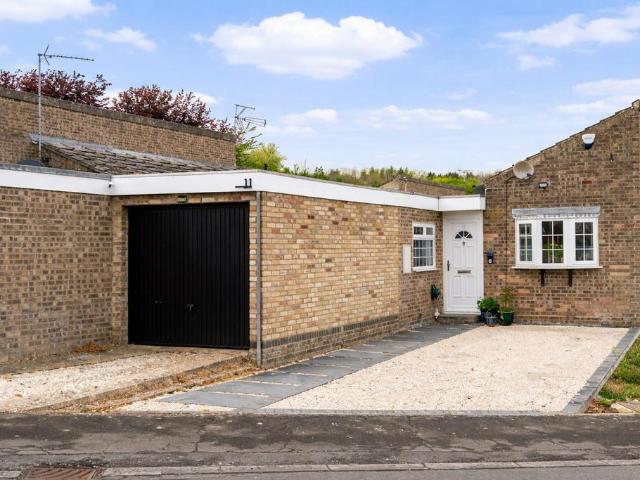 3 bedroom bungalow for sale