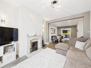 3 bedroom bungalow for sale