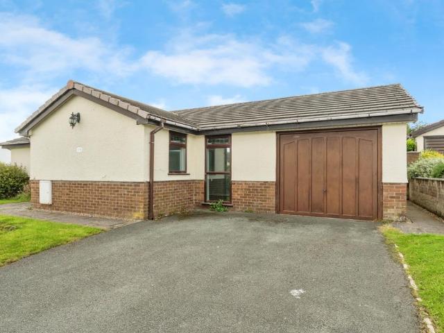 3 bedroom bungalow for sale