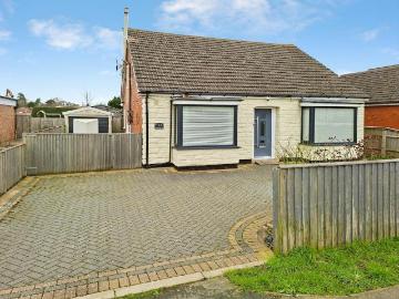 3 bedroom bungalow for sale