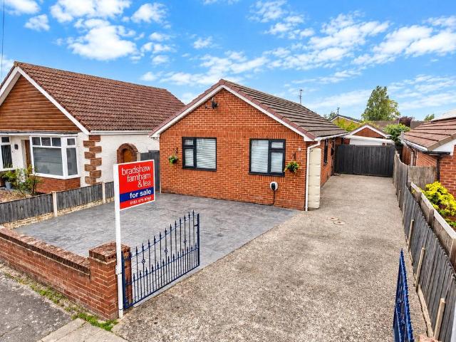 3 bedroom bungalow for sale