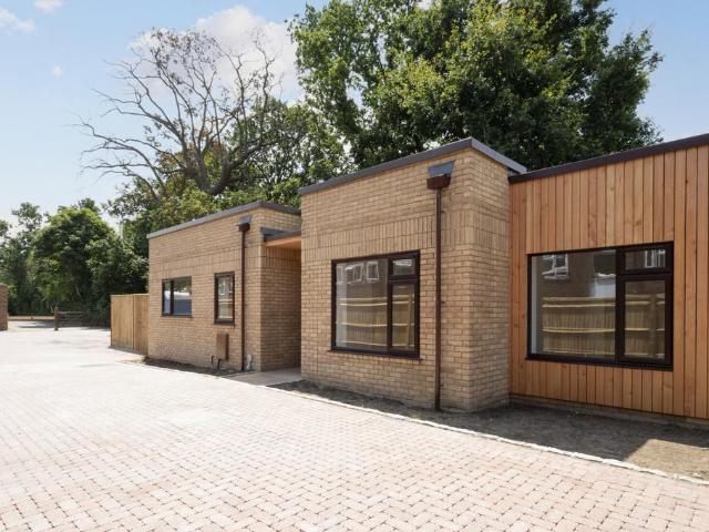 3 bedroom bungalow for sale