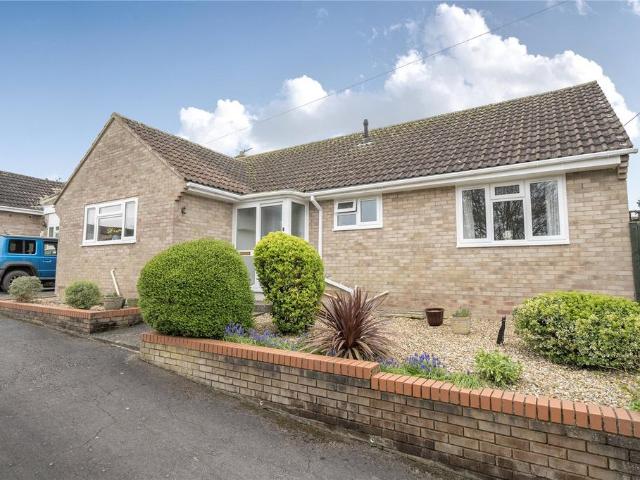 3 bedroom bungalow for sale
