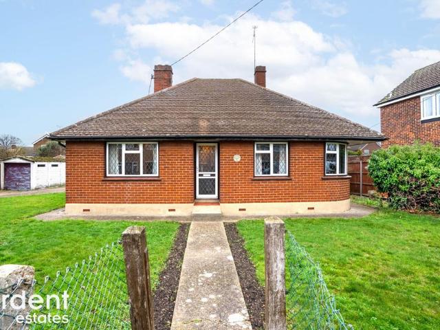 3 bedroom detached bungalow for sale