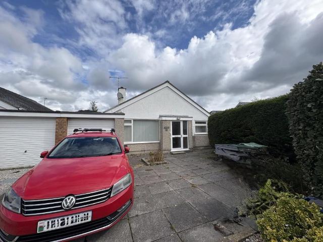 3 bedroom bungalow for sale