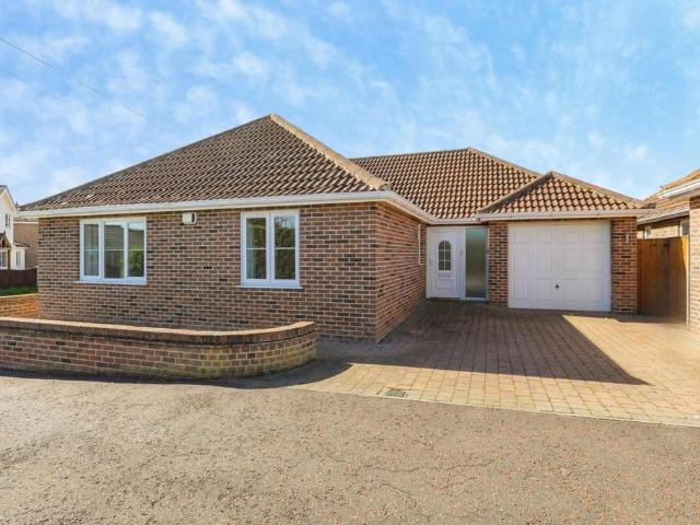 3 bedroom bungalow for sale