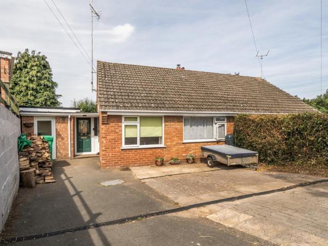 3 bedroom bungalow for sale