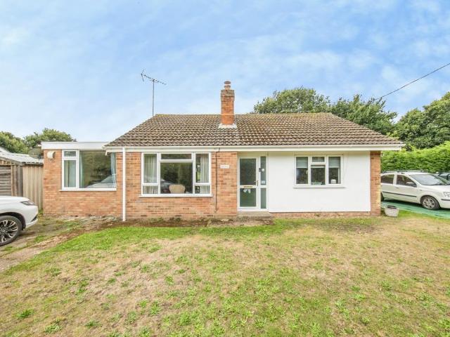 3 bedroom bungalow for sale