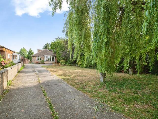 3 bedroom bungalow for sale