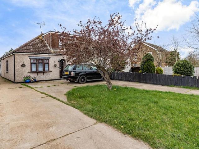 3 bedroom bungalow for sale
