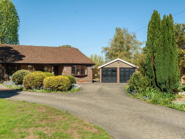 3 bedroom bungalow for sale