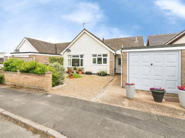 3 bedroom bungalow for sale